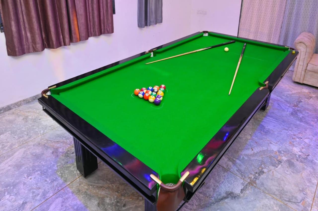Fun Square Villa Lonavala Εξωτερικό φωτογραφία